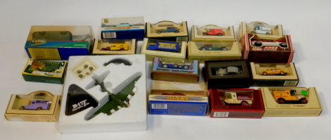 A group of Matchbox and Lledo Models of Yesteryear diecast vehicles, boxed. (1 tray)