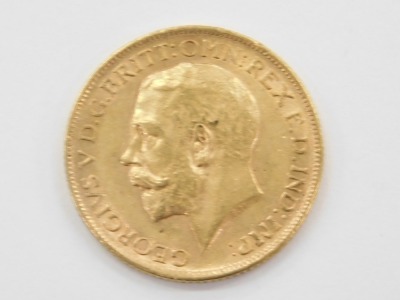 A George V full gold sovereign, dated 1912. - 2