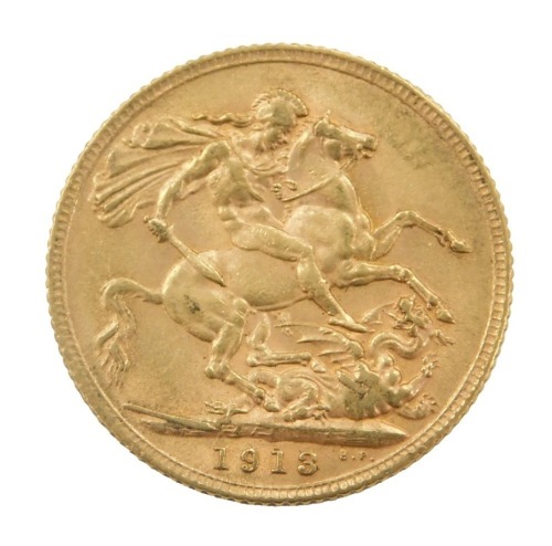 A George V full gold sovereign, dated 1913.