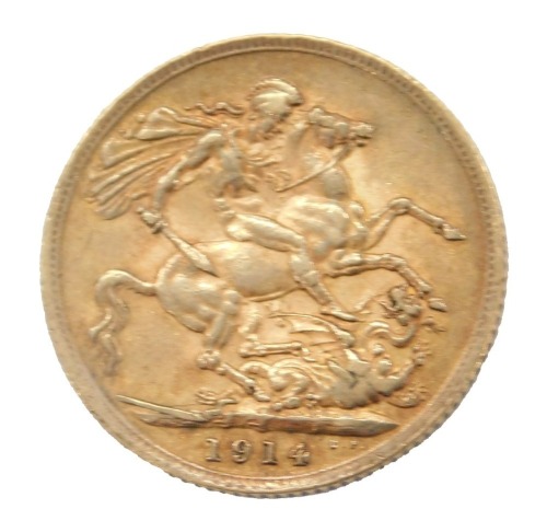 A George V full gold sovereign, dated 1914.