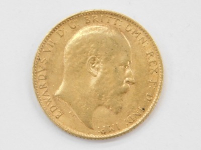 An Edward VII full gold sovereign, dated 1905. - 2