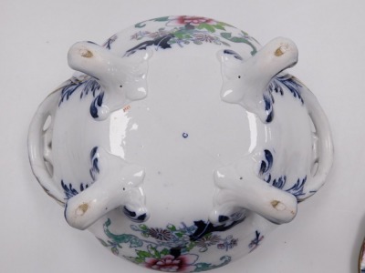 A late 19thC stoneware soup tureen and cover, monochrome decorated with chinoiserie flowers, gilt heighted, 35cm wide. - 3