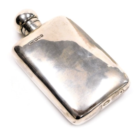 An Edward VII silver hip flask, London 1904, 4.93oz.