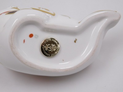 A Royal Crown Derby Imari paperweight modelled as a seal pup, gold stopper, 12cm wide. - 3