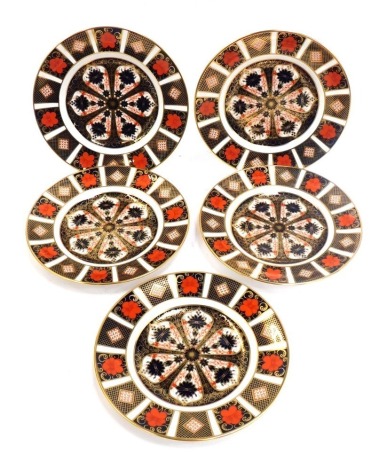 Five Royal Crown Derby porcelain plates decorated in the Old Imari pattern, 1128, red printed marks, 22cm diameter.