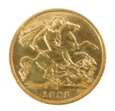 A George V half gold sovereign, dated 1925.