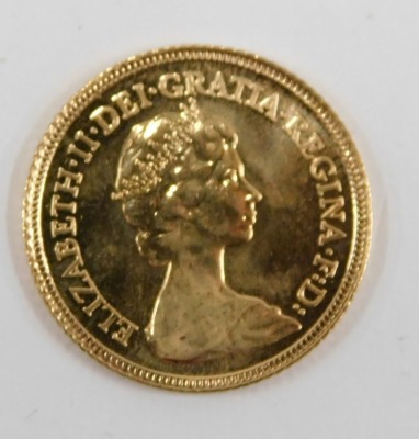 An Elizabeth II half gold sovereign, dated 1982. - 2