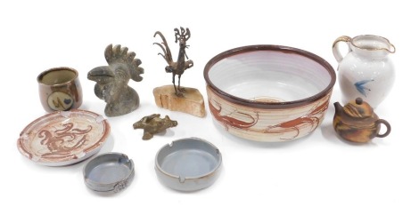 Studio Pottery, comprising centre bowl, ash trays, cockerels, frogs, etc. (1 tray)