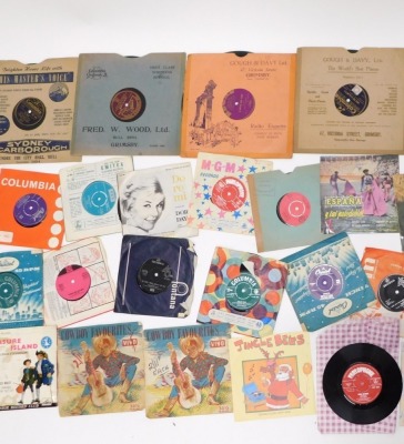 A quantity of 45rpm records, to include The Beatles Ticket to Ride, Anthony Newley Strawberry Fair, Elton John Rocket Man, records by Bobby Darren, Max Bygraves, etc. - 3