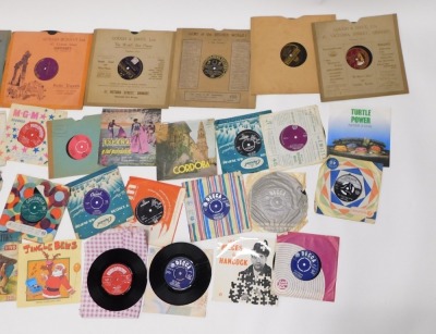 A quantity of 45rpm records, to include The Beatles Ticket to Ride, Anthony Newley Strawberry Fair, Elton John Rocket Man, records by Bobby Darren, Max Bygraves, etc. - 4