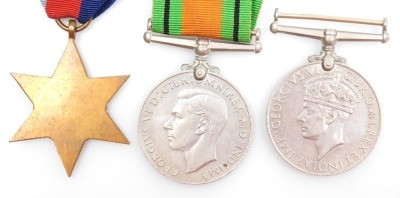 A WWI and WWII medal group, comprising 1914-15 Star, British War medal and Victory medal, inscribed to 9645 Pte. G L Wootten, Wiltshire Rgt., and WWII 1939-45 British War medal, Defence medal and 1939-45 Star. - 7