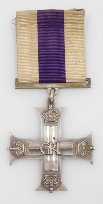 A WWII Military Cross medal group, comprising Military Cross, dated 1944, 1939-45 British War medal, Defence medal, France and Germany Star and 1939-45 Star, all unnamed, (Military Cross with original Morocco leather case). - 4