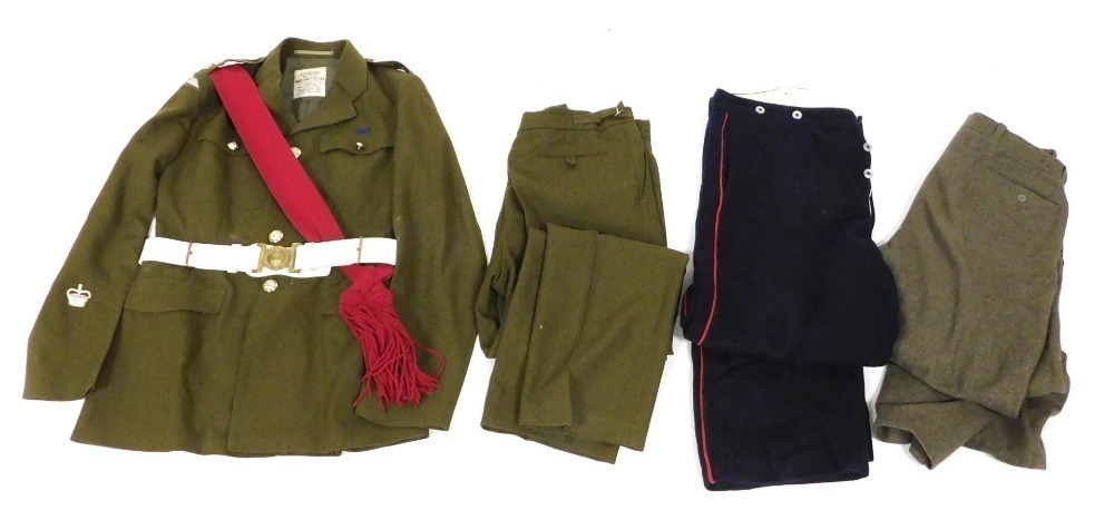 A British Army 1980 pattern No.2 dress uniform, comprising tunic and trousers, the tunic size A British Army 1980 pattern No.2 dress uniform, comprising tunic and trousers, the tunic size