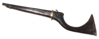 A 19thC Middle Eastern matchlock short musket, with brass furnishings and ramrod, 78cm long overall. - 3