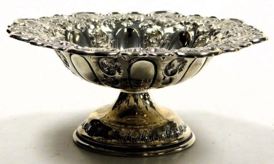 A pair of Edward VII silver sweetmeat dishes, of pedestal form, embossed with fruit, flowers and scrolling leaves, Charles Horner, Birmingham 1901, 13.91oz. - 3