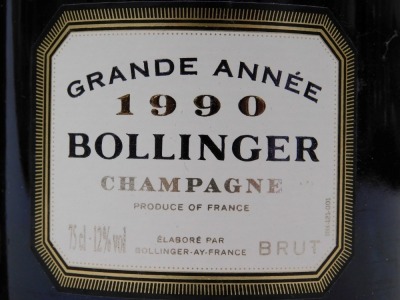 A bottle of Bollinger champagne 1990, Grande Année, 75cl, boxed. - 2