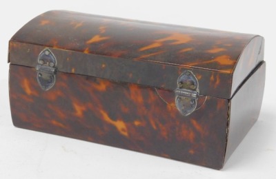 A 19thC tortoiseshell casket, with a white metal shield shaped key escutcheon, 17.5cm wide. - 3