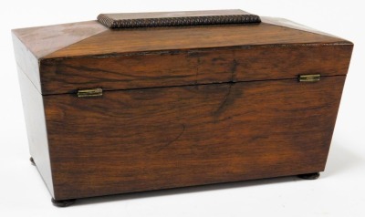 A Regency rosewood tea caddy, of sarcophagus form, with mother of pearl key escutcheon, the hinged lid opening to reveal two lidded compartments flanking a central recess with glass mixing bowl, raised on bun feet, 16cm high, 30cm wide, 15.5cm deep. - 4