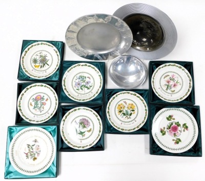 A Portmeirion Futtura silver and black glass platter, 34cm wide, Portmeirion metal platter, embossed with leaves, 34cm wide, a metal bowl, six Portmeirion Christmas plates, and thee further plates, all boxed. (12) - 2