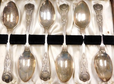 A set of six Edward VII silver Kings pattern teaspoons, Walker and Hall, Chester 1906, cased, 5.83oz. - 2