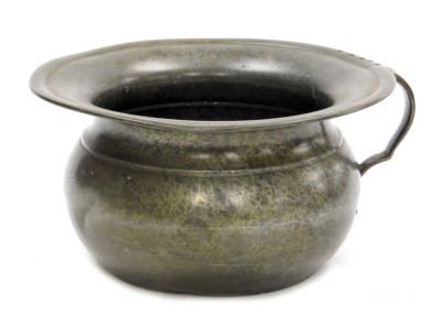 A 19thC pewter chamber pot, bears touch marks, 25.5cm wide.