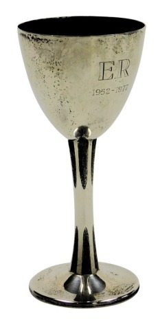 An Elizabeth II silver loaded goblet, Edinburgh 1977, 7.27oz all in, 15cm high.