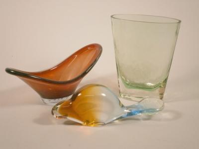 Three items of art glass