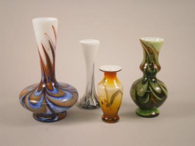 Four items of Empoli opaline art glass