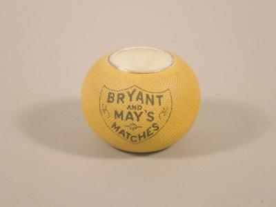 A late 19thC-early 20thC stoneware match strike