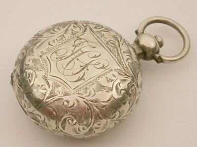 A late Victorian / early 20thC engraved silver sovereign case