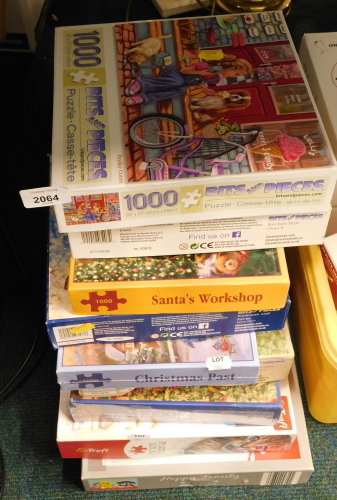 Various jigsaw puzzles, to include 1000 piece puzzles, Christmas Past Santa's Workshop, etc. (a quantity)