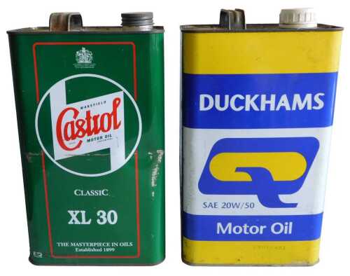 Castrol Classic XL30 motor oil and Duckham's Q20w/50 motor oil. (2)