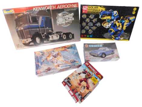 Airfix and other model kits, including Airfix Aston Martin DB5, James Bond Autogyro, STEM 12 in 1 solar and hydraulic construction kit, a Revell Kenworth Aerodyne Trucks of the World model kit, and a Lego Ninjago Legacy 70665 The Samurai Meck, boxed. (5)