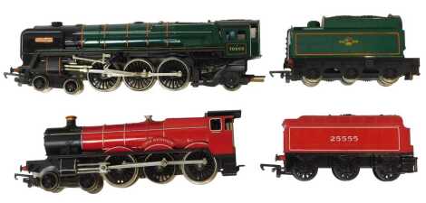 Hornby Railways OO gauge locomotives, including R063 4-6-0 BR Standard class 7 70000 Britannia locomotive and tender in BR lined green, and a R765 The Lord Westwood 4-6-0 locomotive and tender, boxed. (2)