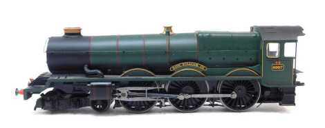 A Hornby OO Gauge King class locomotive King William III, BR 4-6-0, R2530, boxed.