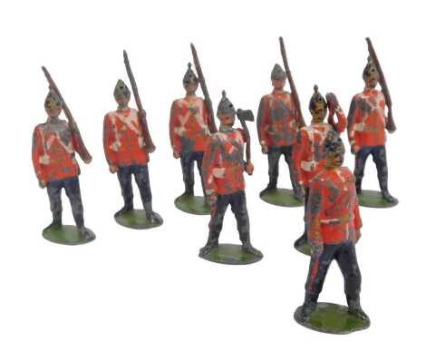 Eight W Britain lead soldiers, Middlesex Regiment, 1897-1905, set 76, oval bases.