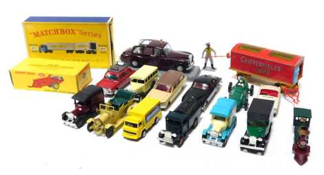 Matchbox, Tri-ang and other diecast, including Matchbox Major M9 pack Interstate double freighter, Dinky Toys 321 Massey Harris manure spreader, Tri-ang Models Royal Rolls Royce, Corgi Toys Bentley Continental Sports saloon, etc. (1 tray)