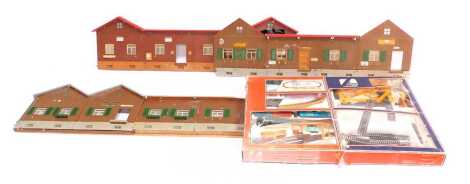 Lima OO gauge diesel freight starter set, including a class 55 Deltic locomotive D9002 in BR green, Grimsby fish van, etc., and three scenic backgrounds. (a quantity)