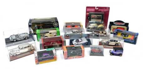 Boxed diecast, including a Pierce-Arrow Silver Arrow, Days Gone Vanguard Dr Pepper van, Elicor Sir Allen Cobham's Air Display van, etc. (1 box)