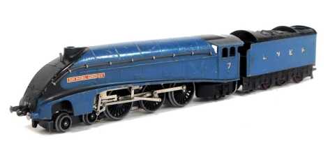 A Hornby Dublo three rail class A4 locomotive Sir Nigel Gresley, 4-6-2, number 7, in LNER garter blue.