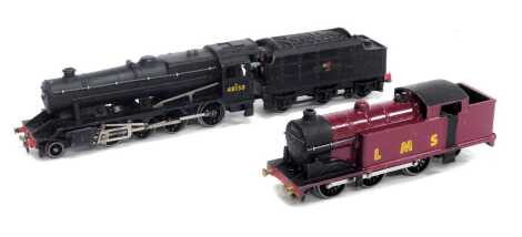 Hornby Dublo three rail locomotives, including class 8F locomotive, 2-8-0, 48158, in BR black, and a LMS tank locomotive 0-6-2T. (2)