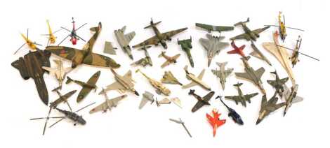 Various diecast planes, painted. (a quantity)