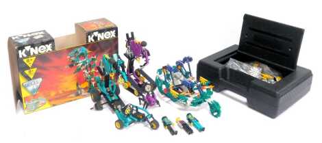 A group of K'nex, to include box set reference 24123 and a group of loose K'nex.