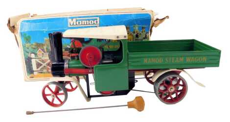 A Mamod steam traction wagon, boxed.