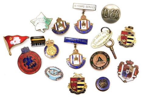 Various badges, National Savings medallions, Appleby United Steel crest, Nat West enamel pin, National Savings Bank pins, LNER button, etc. (a quantity)