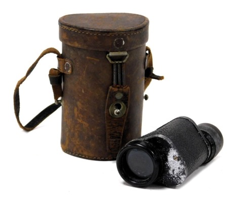 A Haste monocular by Karl Zeiss, 8x30 resolution, in leather case.