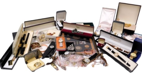 Silver and costume jewellery, including gentleman's wristwatches, earrings, brooches, and neck chains, together with commemorative coins.