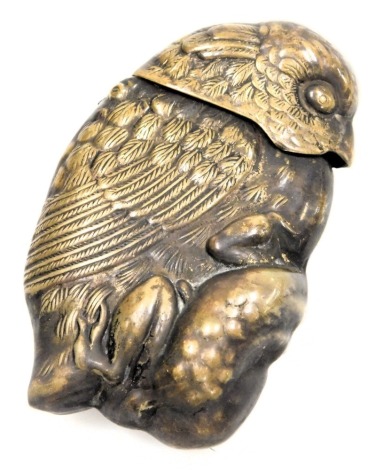 A Victorian brass novelty match holder, formed as a bird, 6.5cm high.