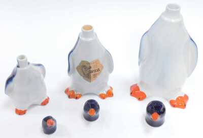 A set of three graduated USSR Lomonosov decanters, each modelled as a penguin, the largest 24cm high. - 3