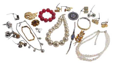 Various costume jewellery, comprising gold plated fern spray brooch, necklace and bracelet, beaded chains, etc. (a quantity)